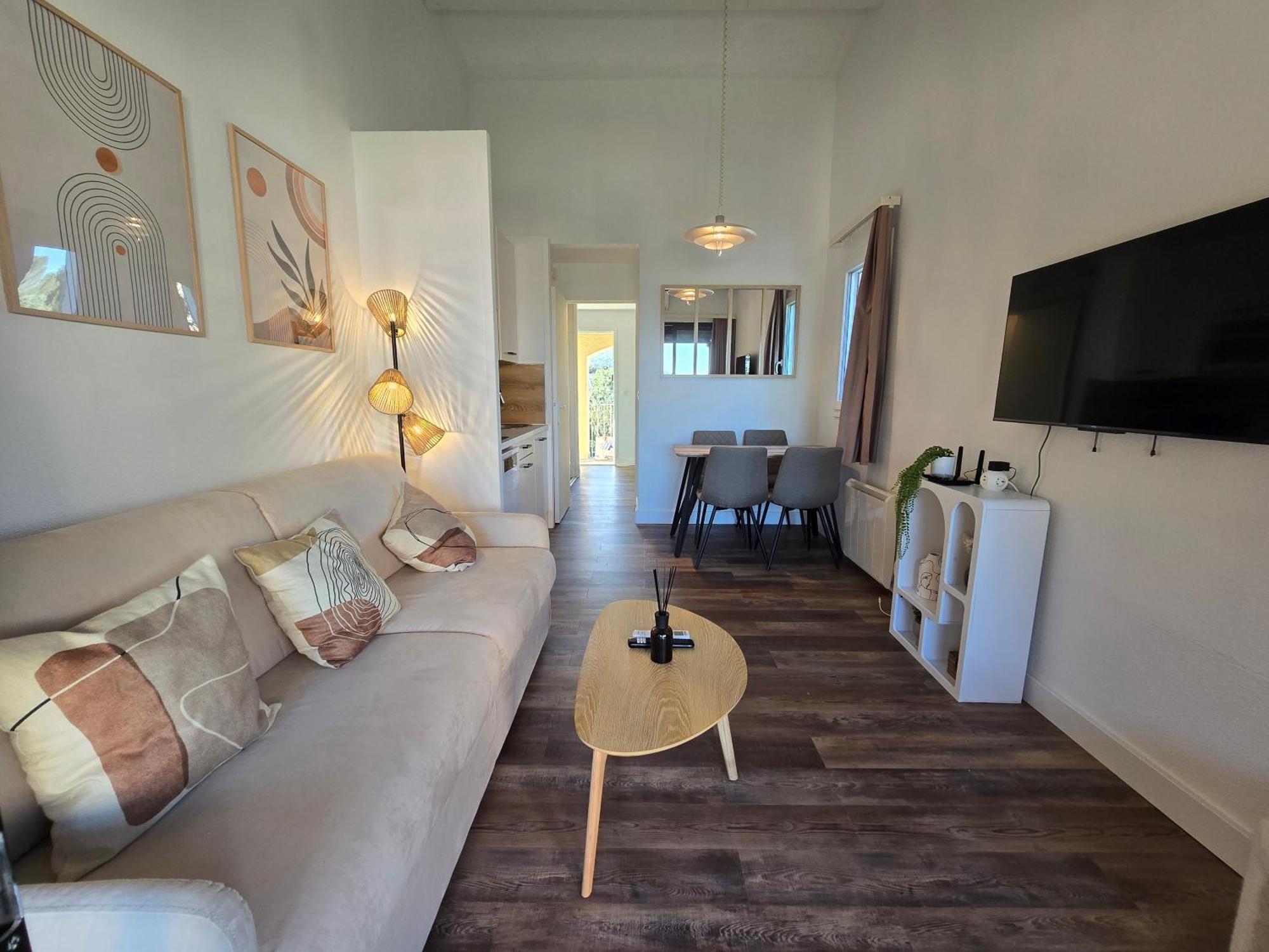Chez Adriana Studio Vue Mer Avec Piscine Grimaud Ngoại thất bức ảnh